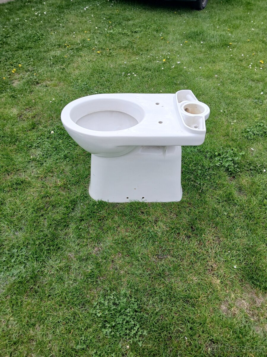 WC záchod  invalidni Jika lyra deep spodní díl