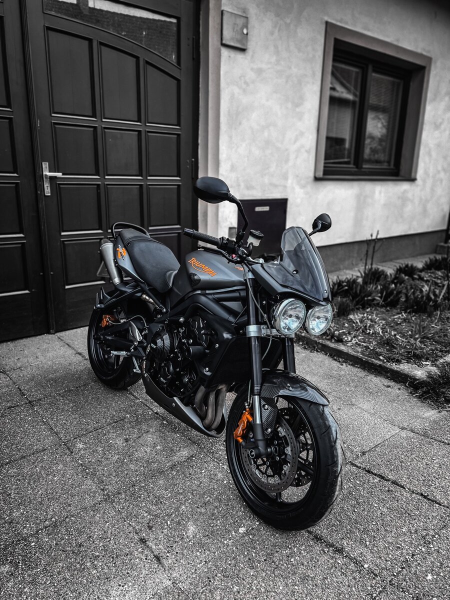 Triumph Street triple 675 R