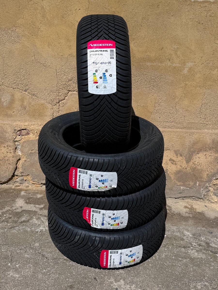 Celoroční pneu - 215/55R16 93H Quatrac Vredestein