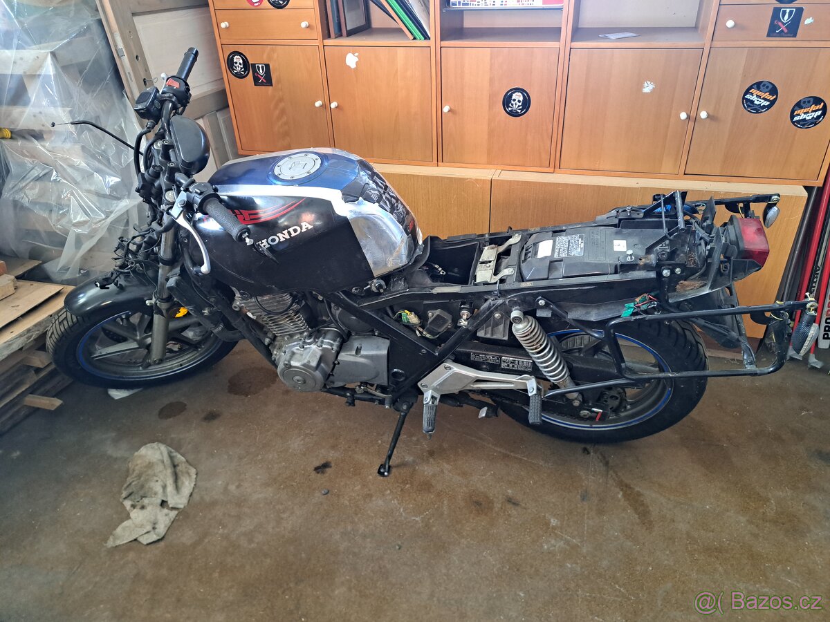 Honda cb 500