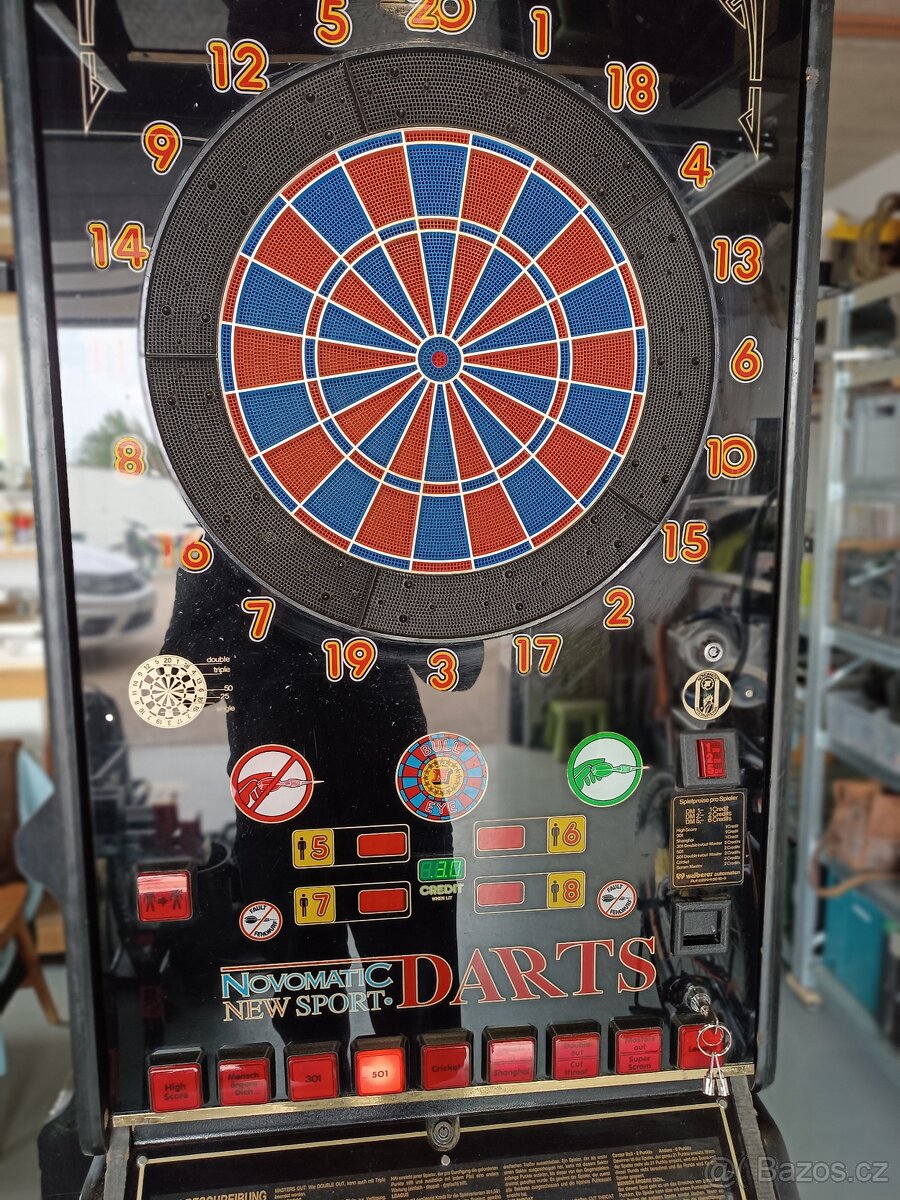 Šipkový automat Novomatic