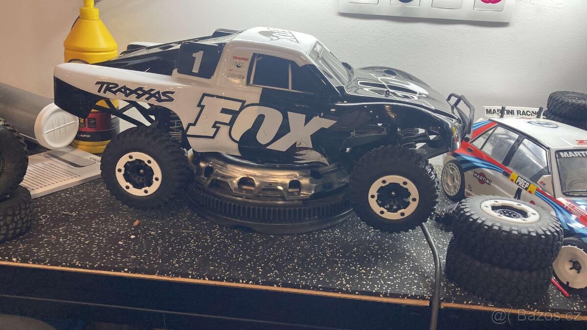 Traxxas Slash