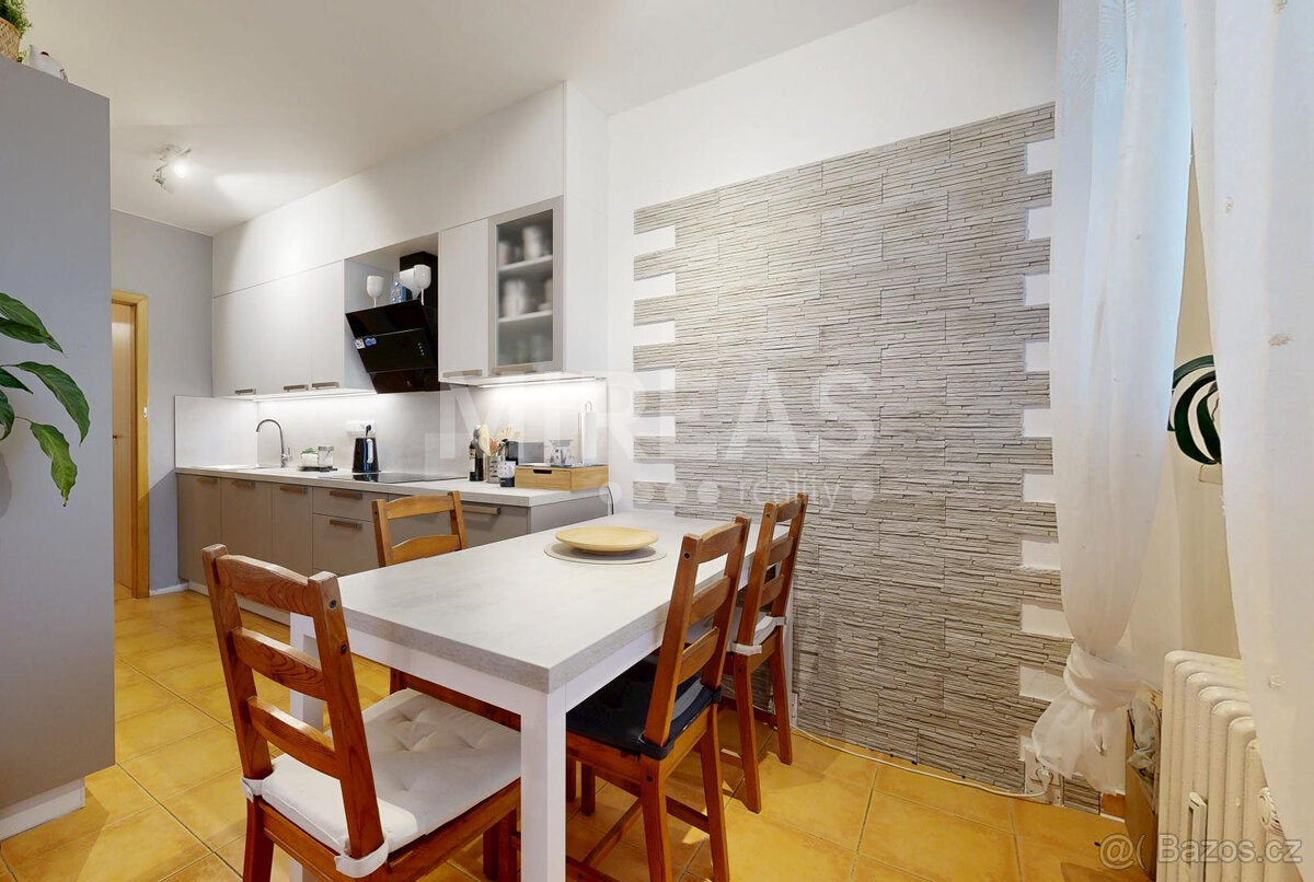 Nymburk, prodej bytu 3+1+lodžie, 85 m2, okr. Nymburk
