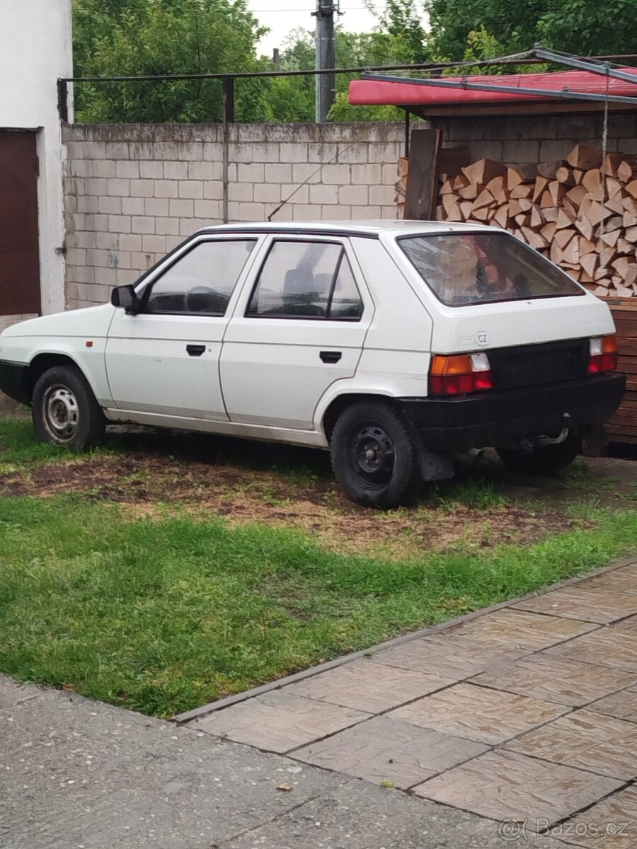 Škoda favorit 136l