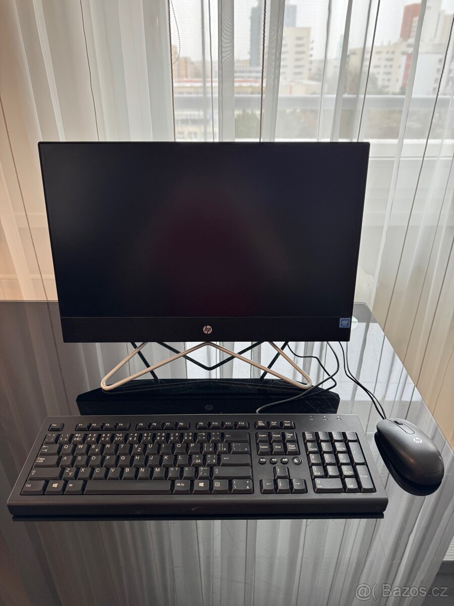 Stolni pocitac HP All In One PC Windows 10