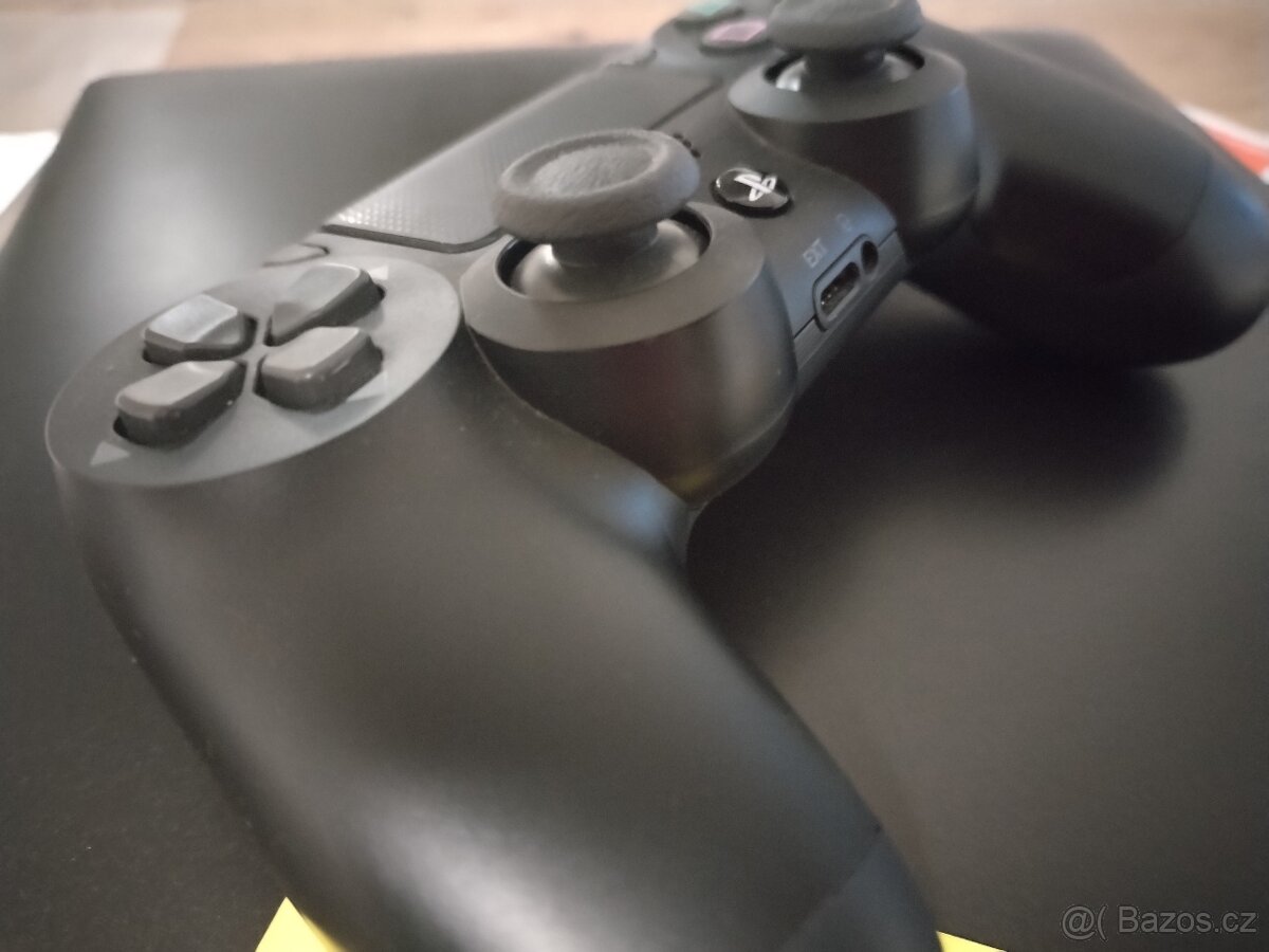 PlayStation 4 ps4 ovladač