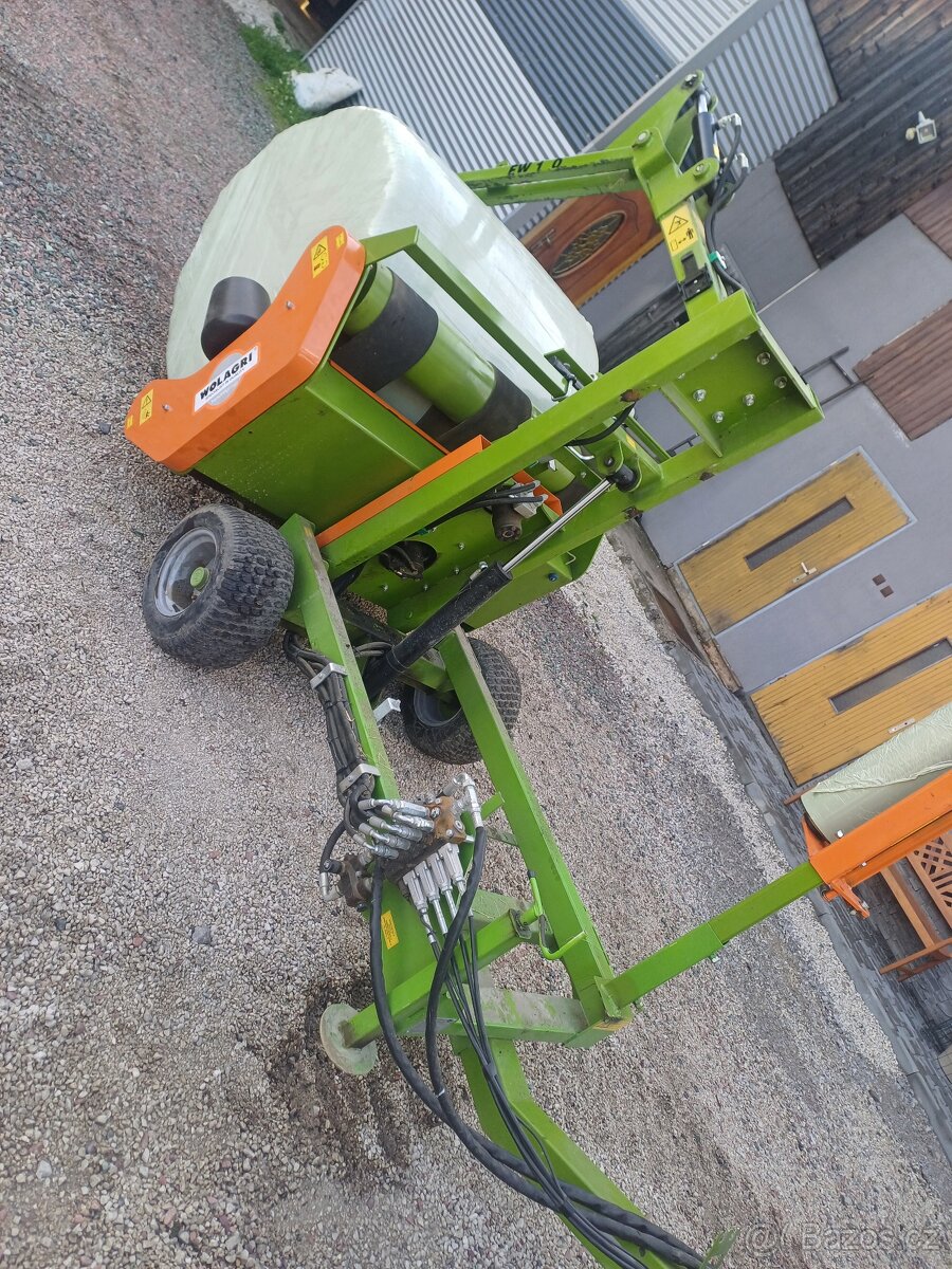 Balička , foliovačka, obalovačka na baliky, samonakladaci
