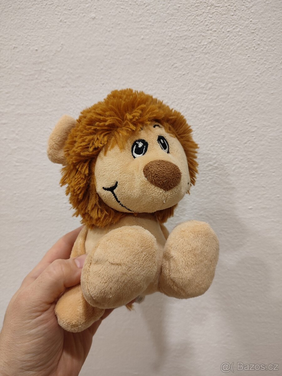 Lvíček menší