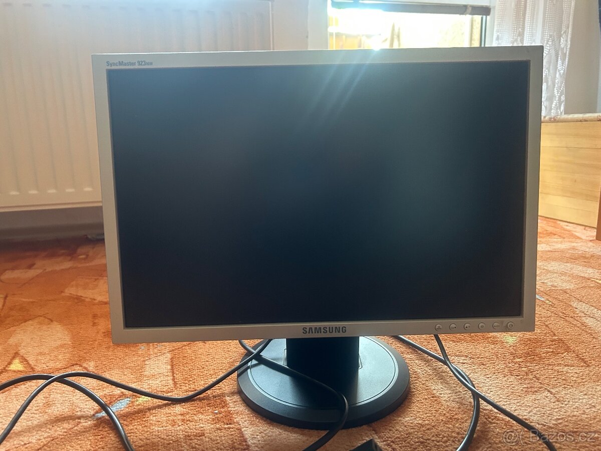 Prodám monitor samsung