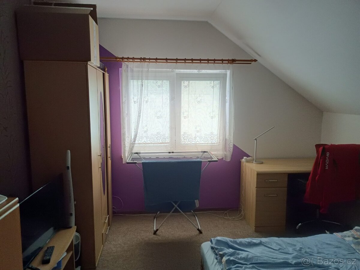 Pronajmu samostatný pokoj v RD Královice