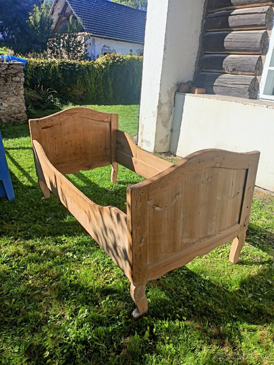 Selská postel s čelem a bočnicemi - 3 kusy