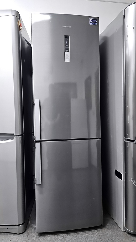 Lednice s mrazákem SAMSUNG - NO FROST, kombinovaná, výška 20