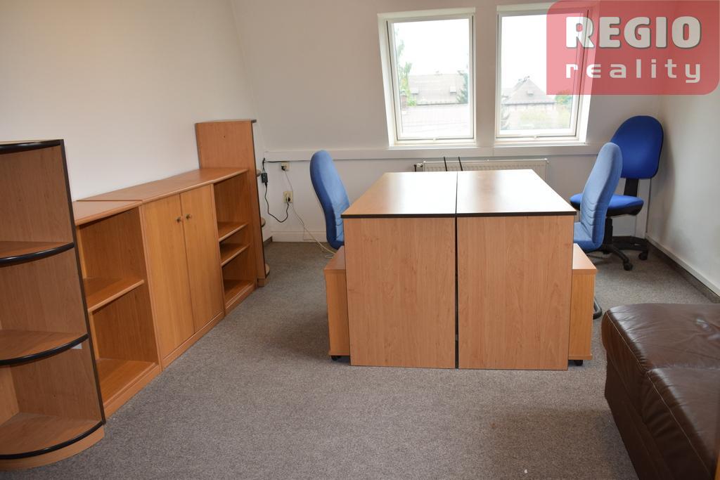 Pronájem kanceláři - 15,9 m2 včetně nábytku  v Třinci ul.Kaš