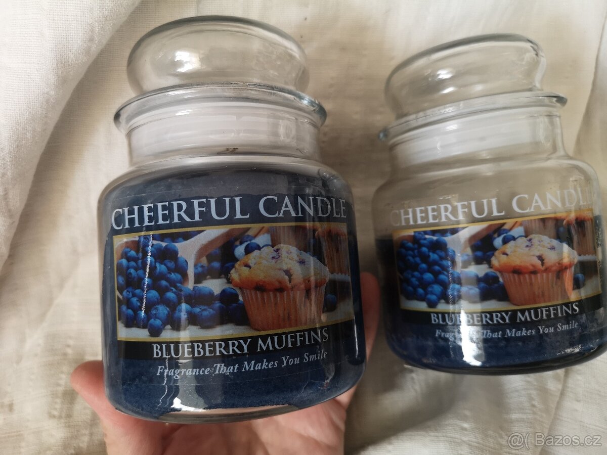 svíčka Cheerful Candle Blueberry Muffins