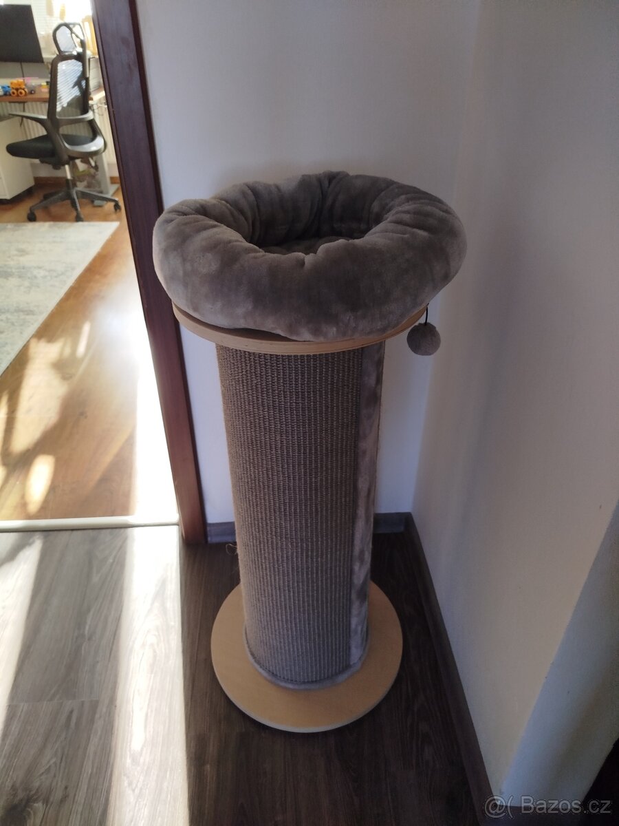 Prodám škrabadlo pro kočky.