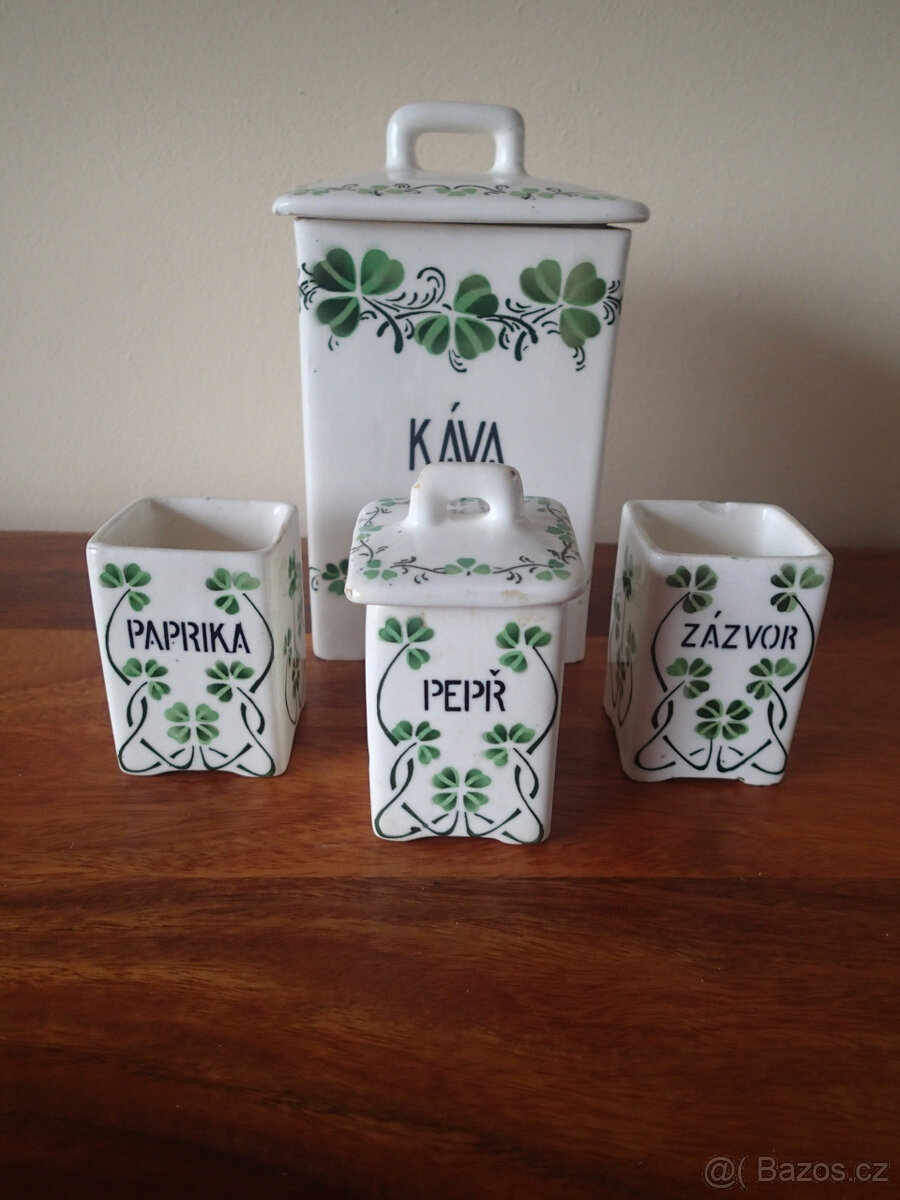 Sada kořenek - čtyřlístek, jetel