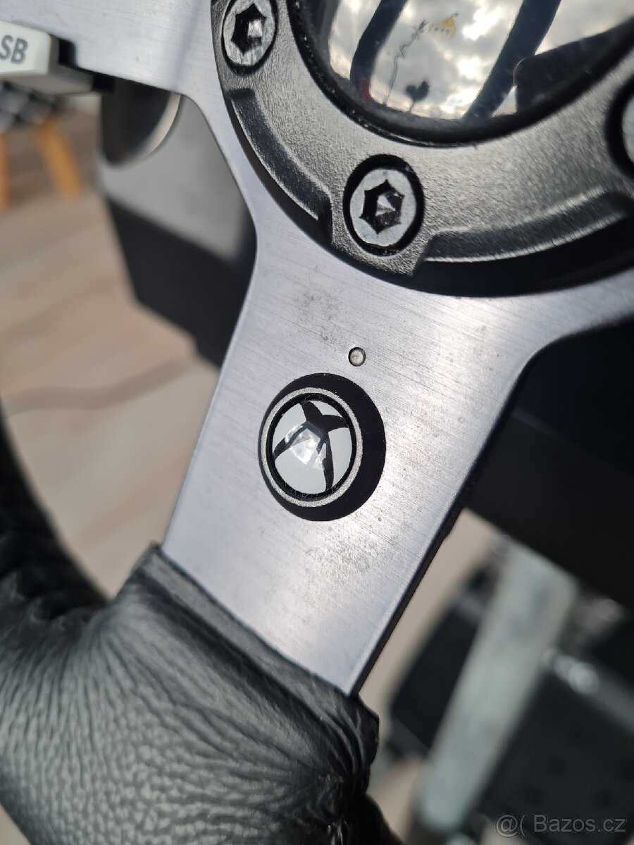 Logitech G920 + řadicí páka + Wheel Stand – TOP STAV