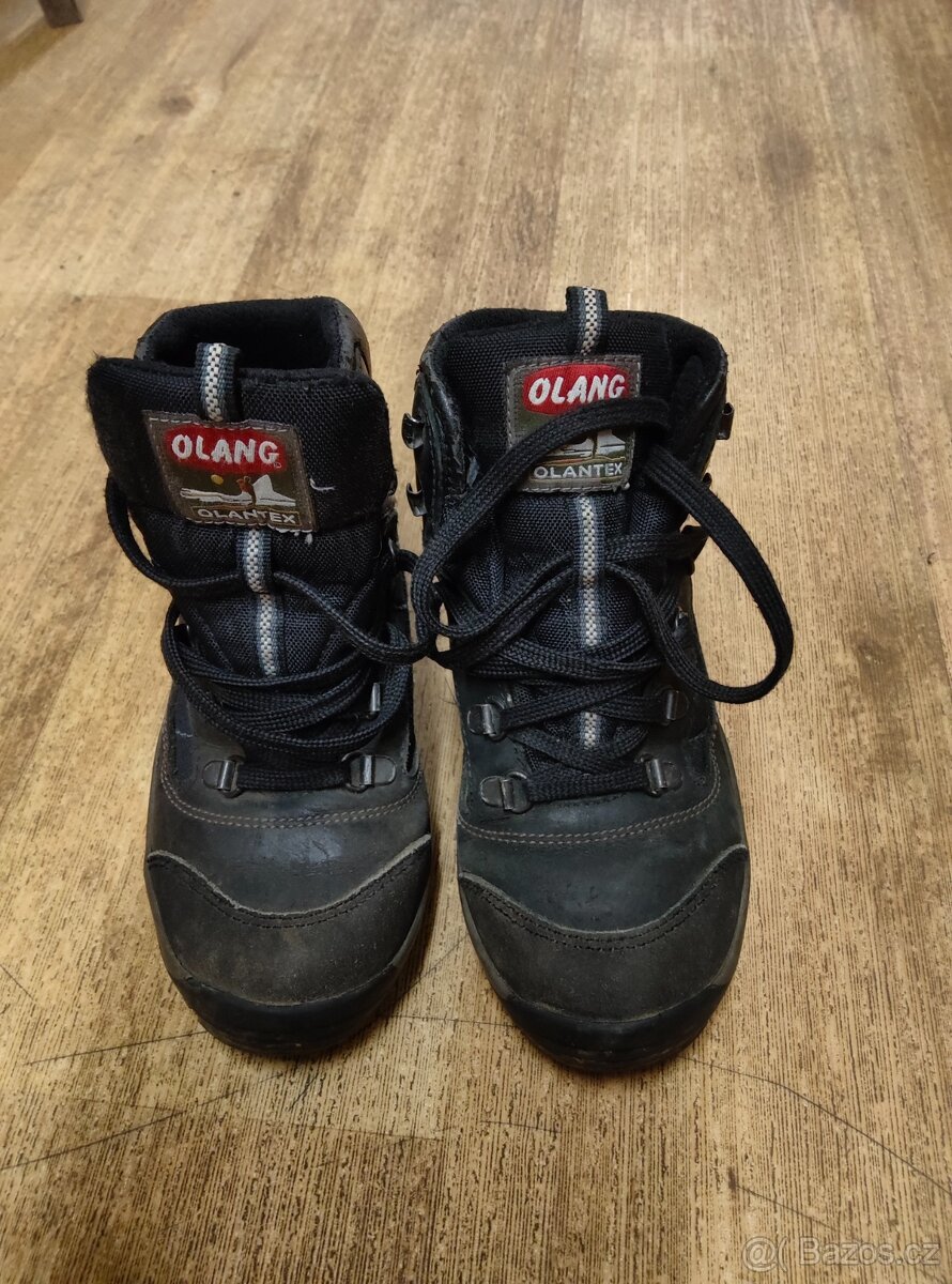 Boty Olang 33