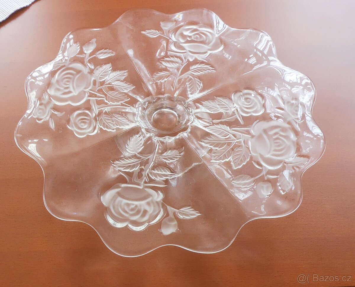 skleněný podnos, nástolec