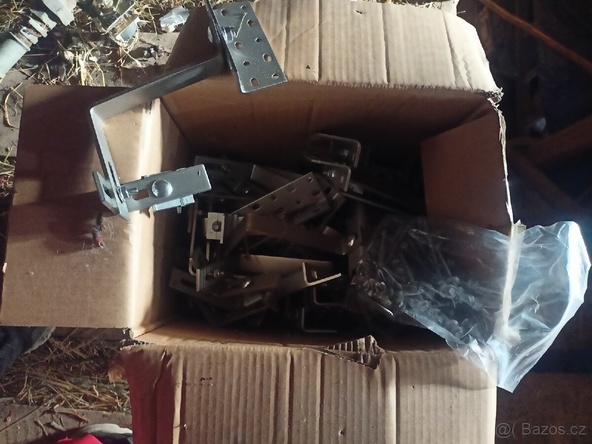 Držáky, lišty fotovoltaika