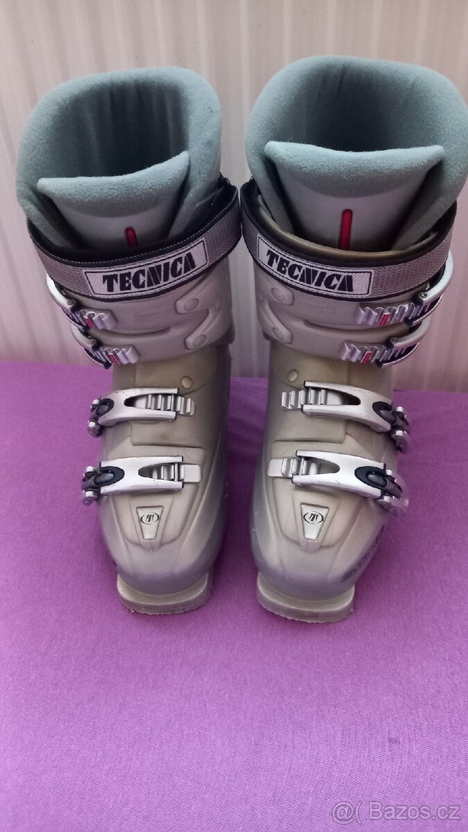 Dámské lyžáky Tecnica, velikost 38 (284mm)