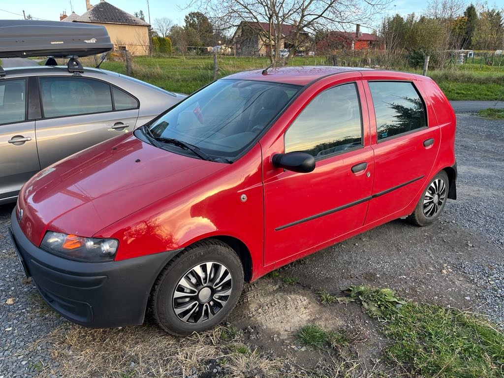 Fiat Punto 1.2 44 kW rv. 1999, najeto 61 000 km