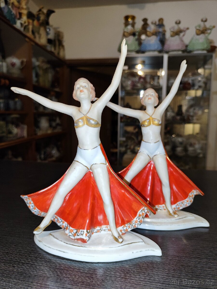 Tanečnica Royal Dux.