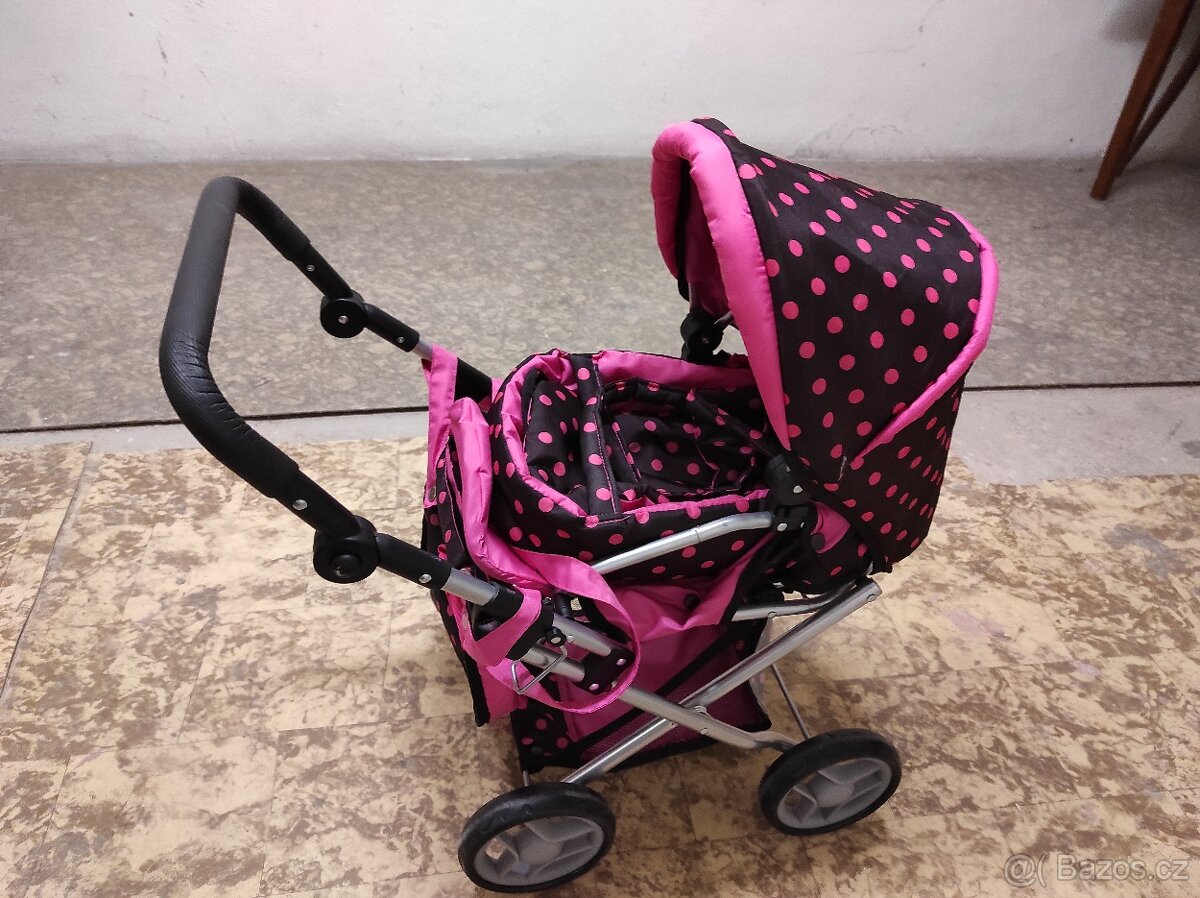 Dětský kočárek pro panenky