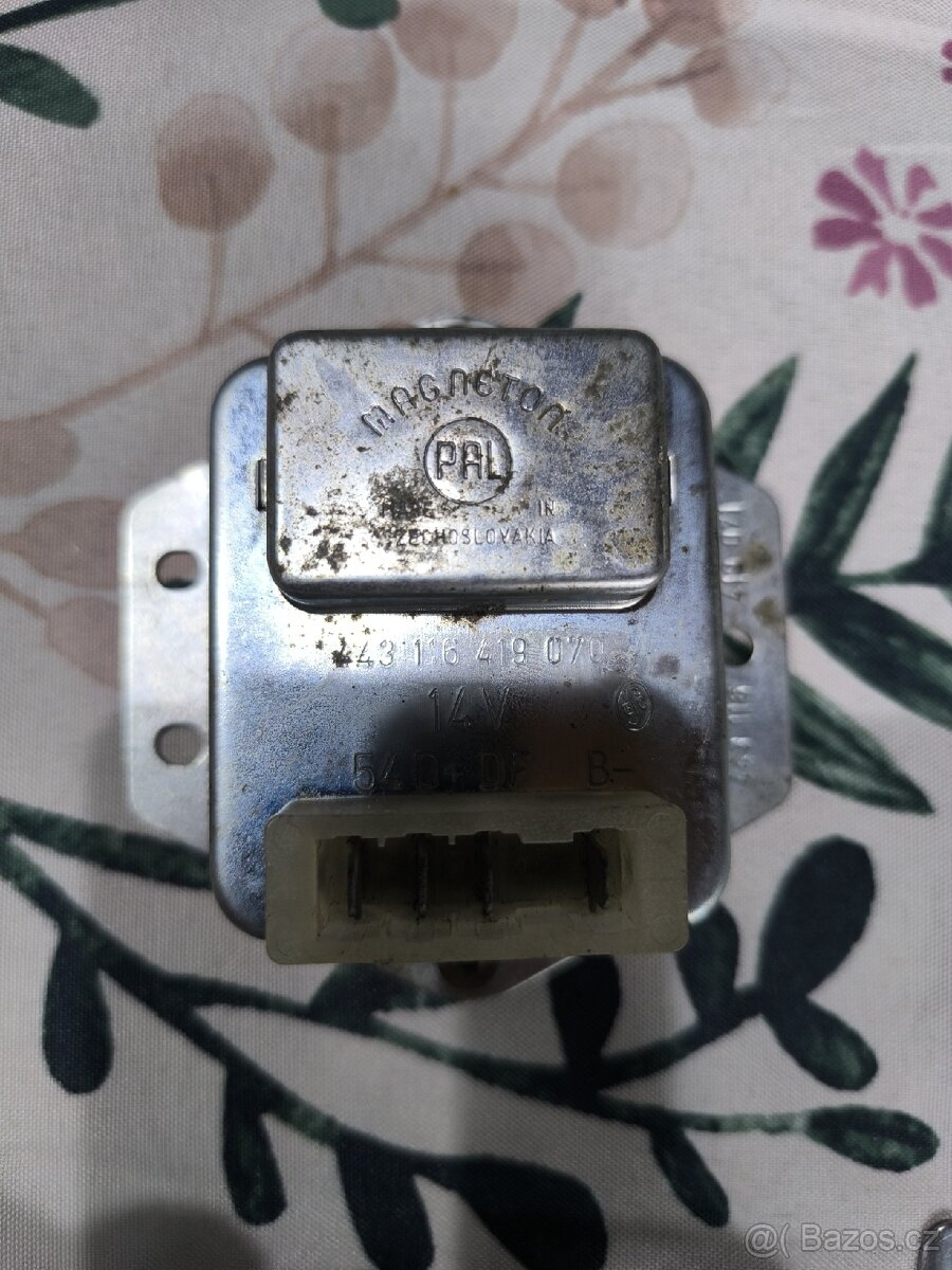 Regulátor dobíjení PAL / Magneton 12V – ČSSR