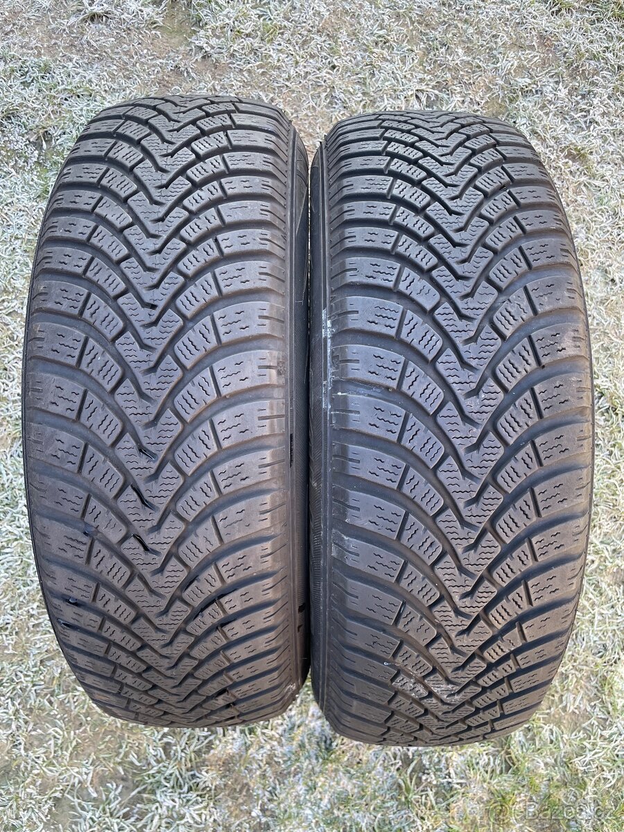 Falken 215/65R17 zimní 2ks