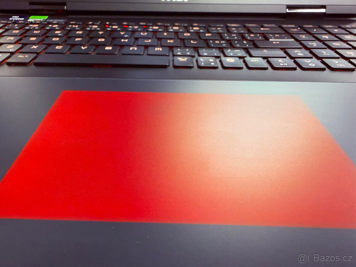 MSI TITAN 18 HX A14VIG