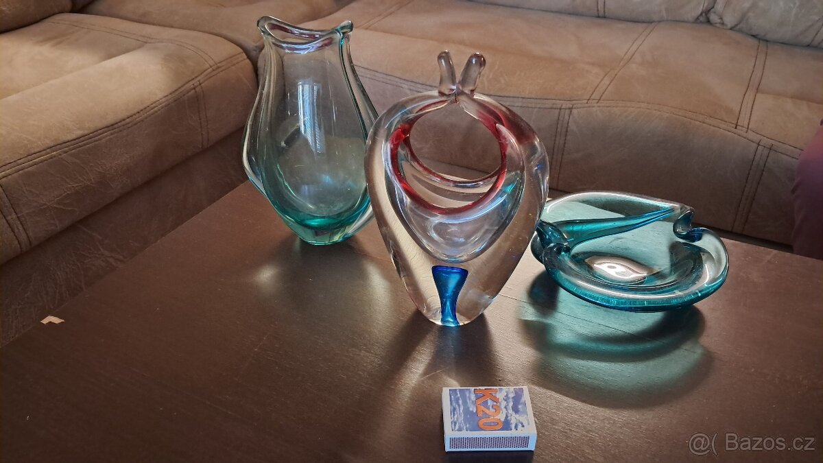 Retro popelník, barevné hutní sklo