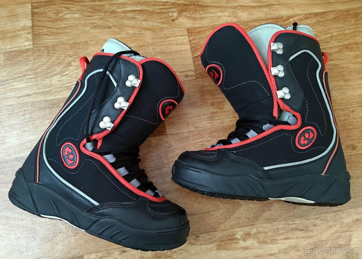 Boty na Snowboard THIRTY TWO vel. 39 - PĚKNÉ