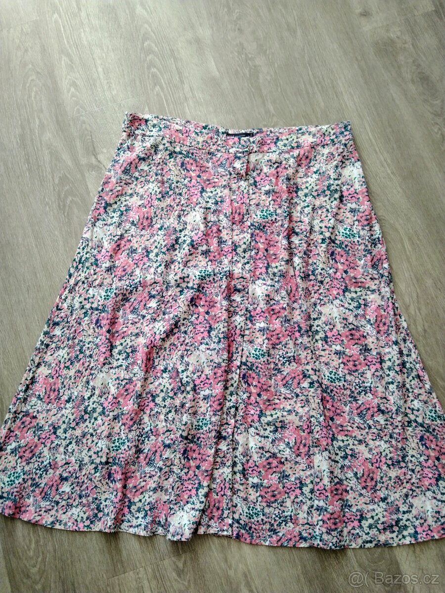 Marks&Spencer dámská letní sukně s viskózou.Velikost 48.