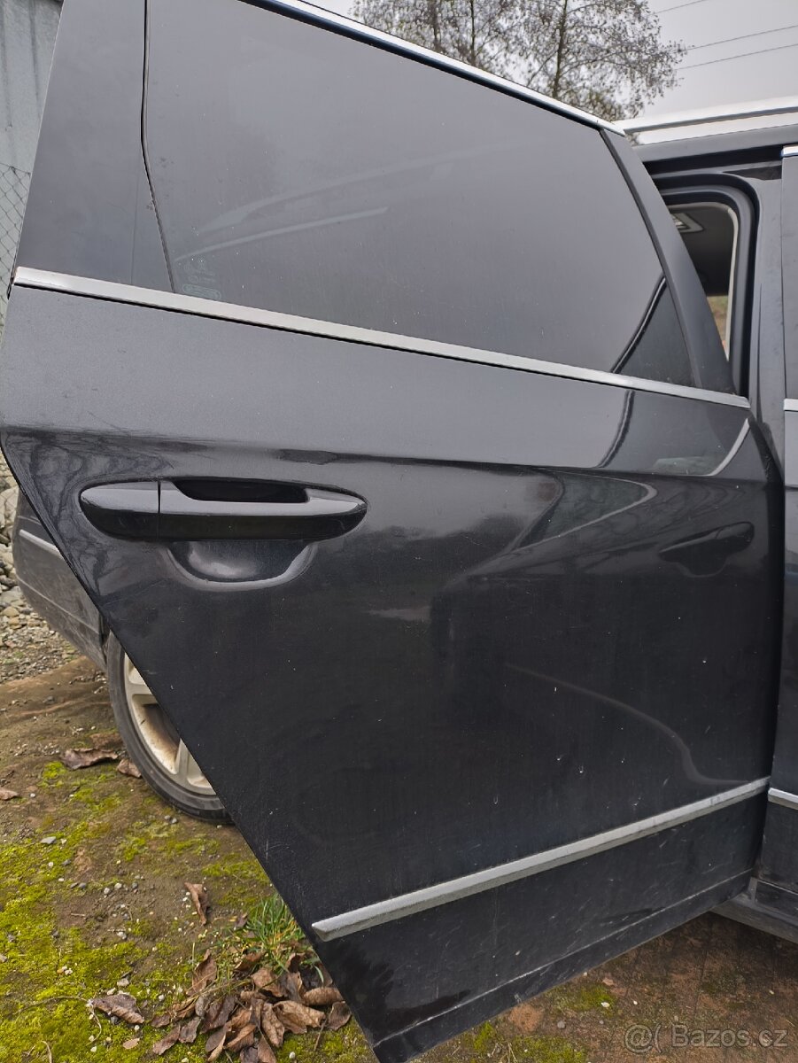 Passat B6 kombi dveře