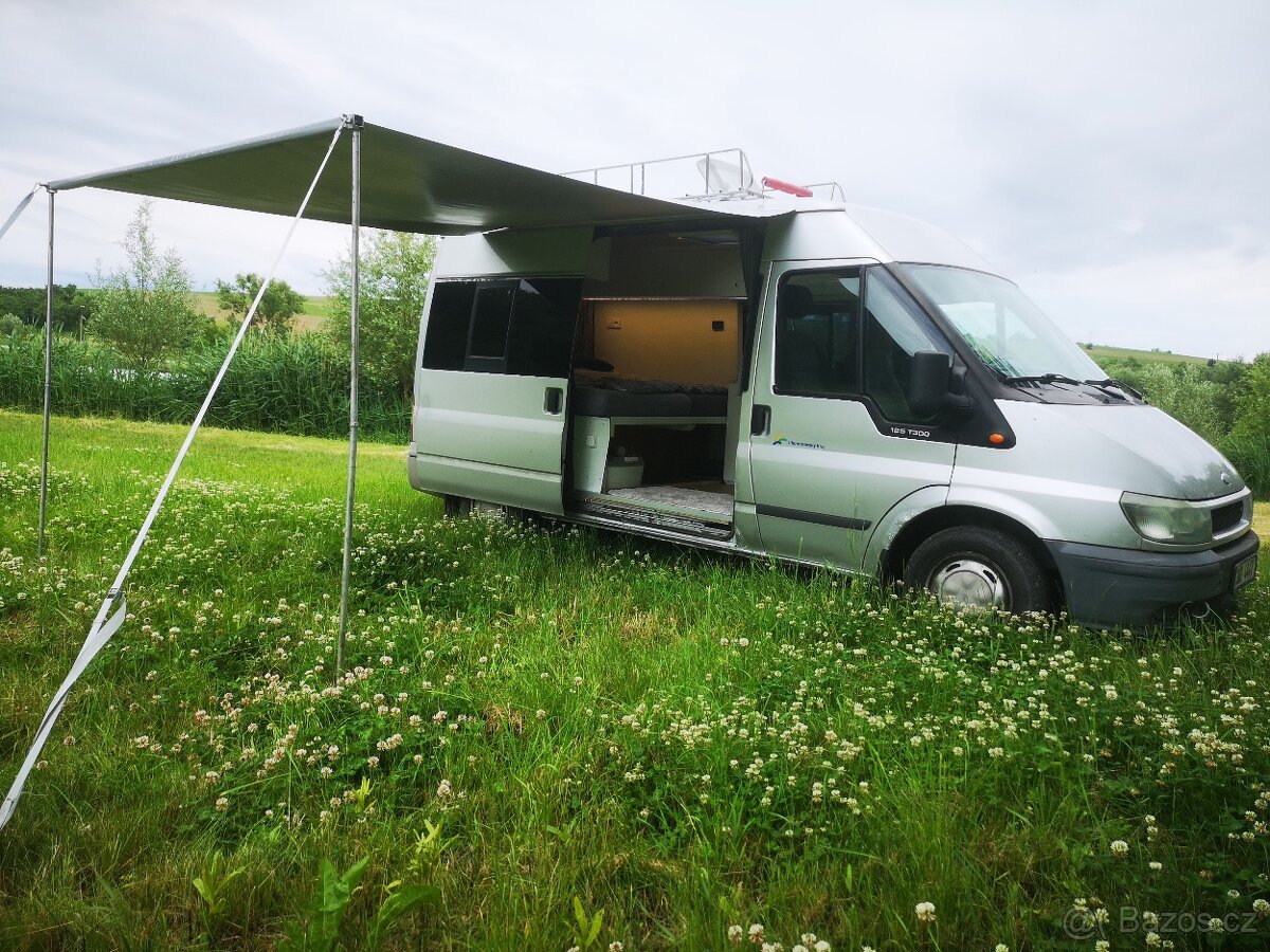 Obytná dodávka Ford Transit