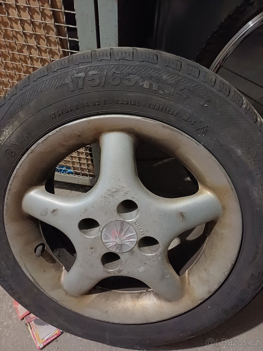 Zimni pneu