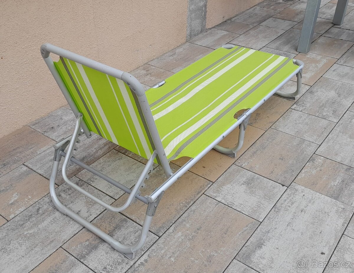Campingová polohovací lehátka