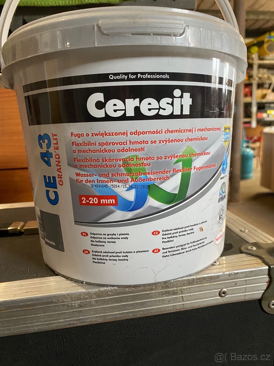 Ceresit Flexibilní spárovací hmota CE 43