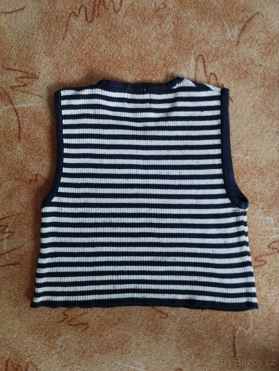 Nový upletovy top vel.psana L.