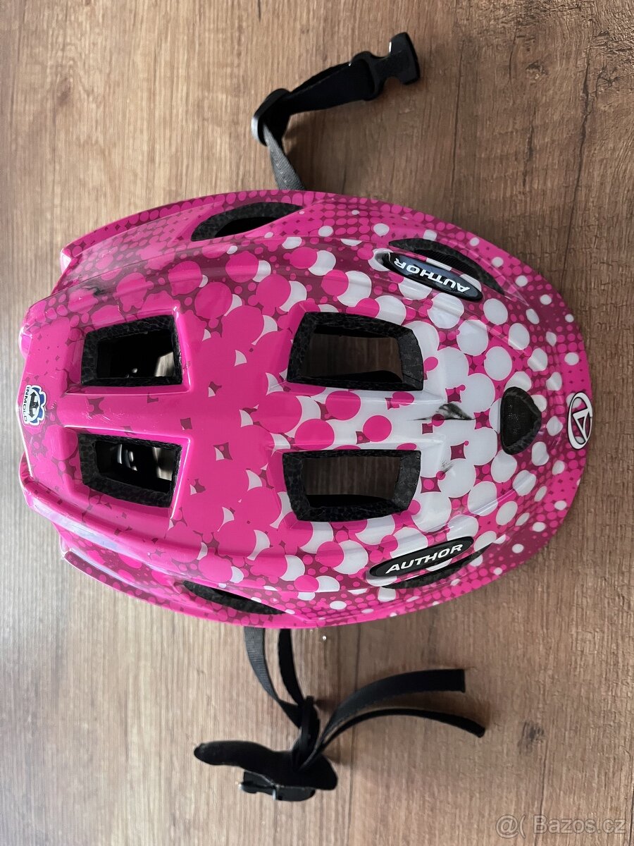 Helma dětská (48-51cm) - velmi dobrý stav