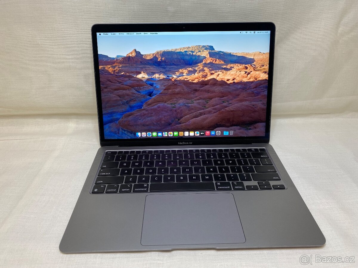 13 APPLE MacBook Air M1 8jádro SpaceGrey Záruka 1Rok
