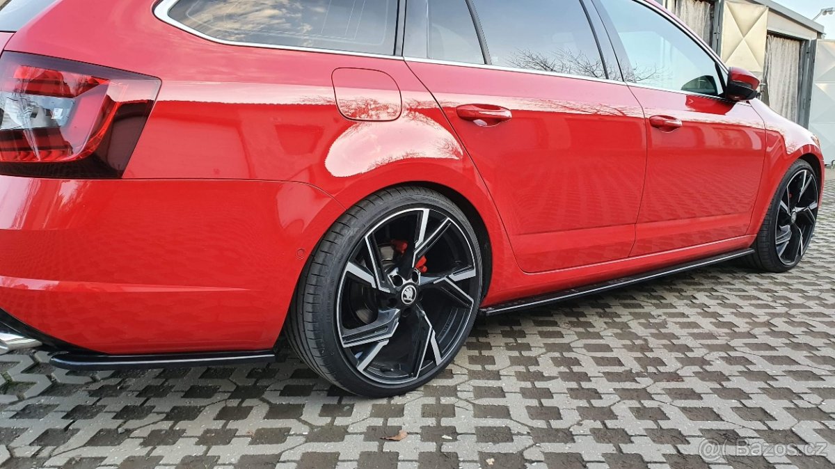 boční spoilery zadního nárazníku škoda octavia 3
