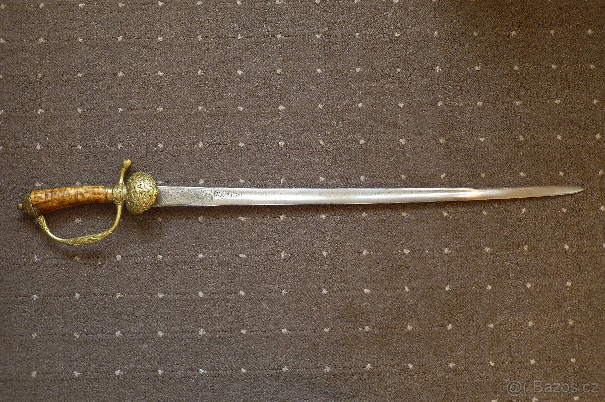 Lovecký tesák - Asi 18. století - Rytá čepel