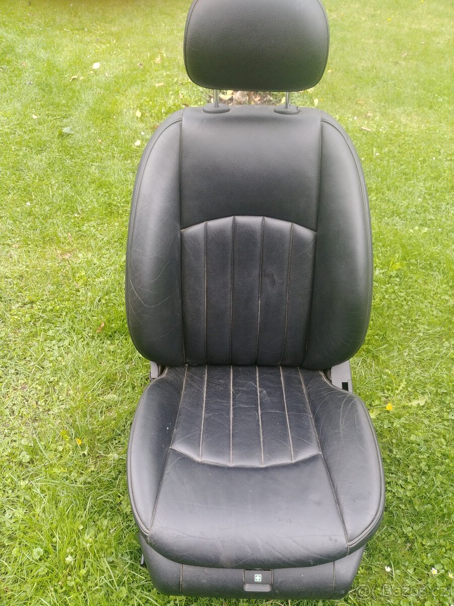 Mercedes w219 CLS sedadlo řidiče