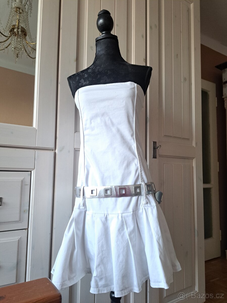 Bílé šaty mini vel. M (38) cena dohodou