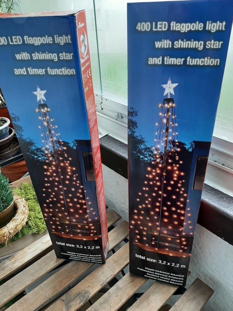 Venkovní světelný strom s hvězdou, 400 LED, dekorace