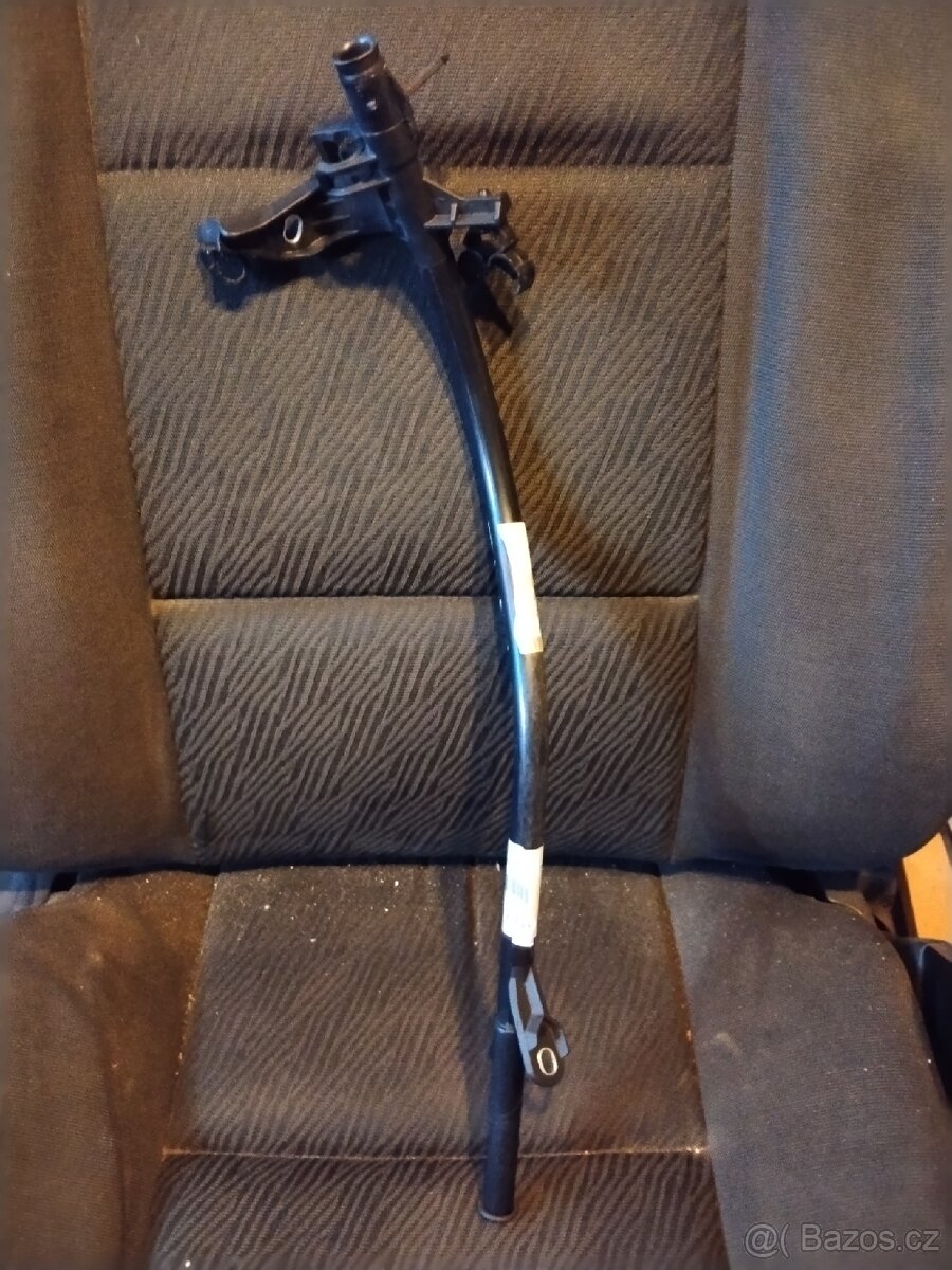 BMW 5 E60, BMW 3 E90 a BMW 1 E87 trubka měrky