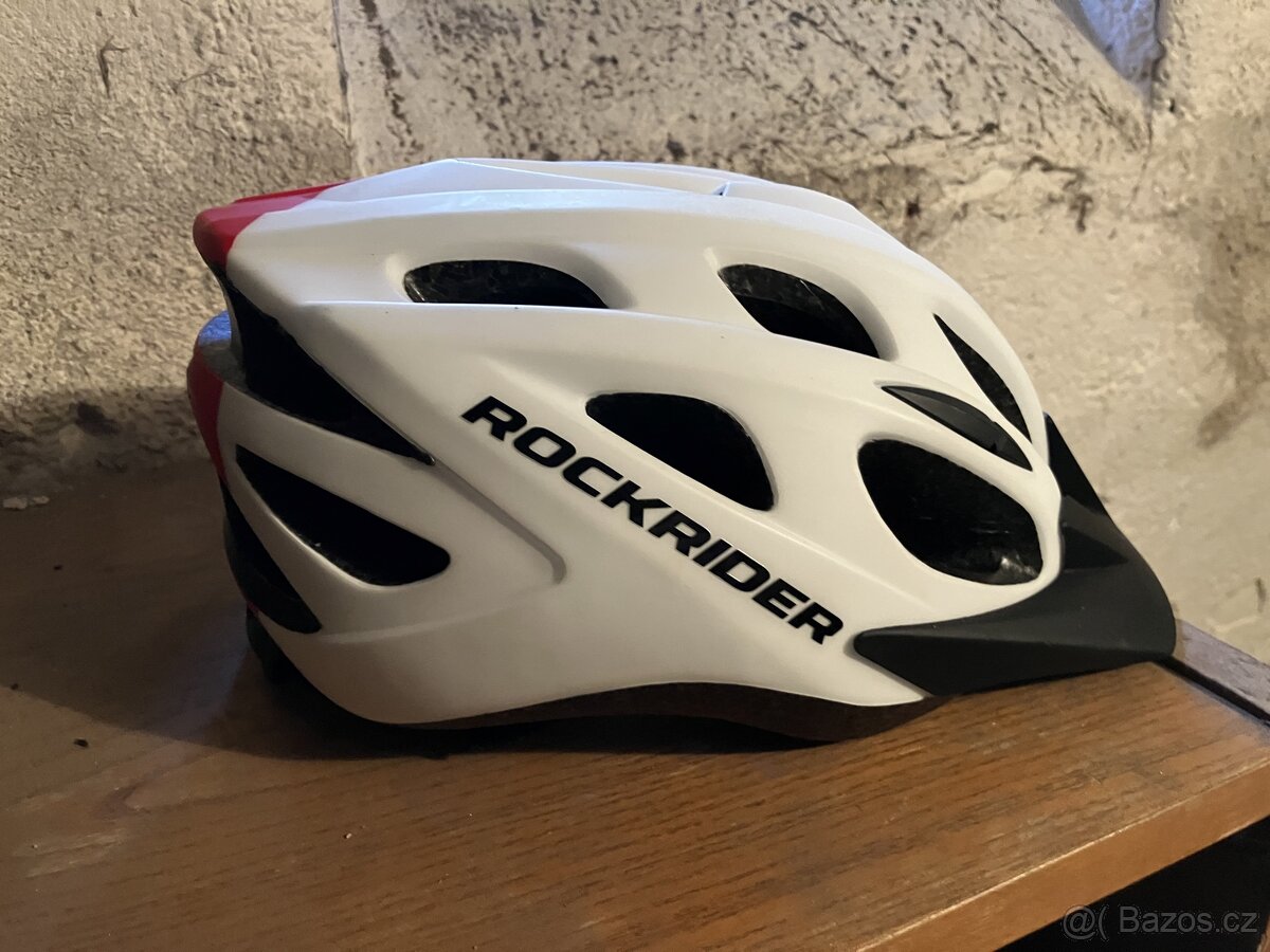 Cyklistická helma Rockrider