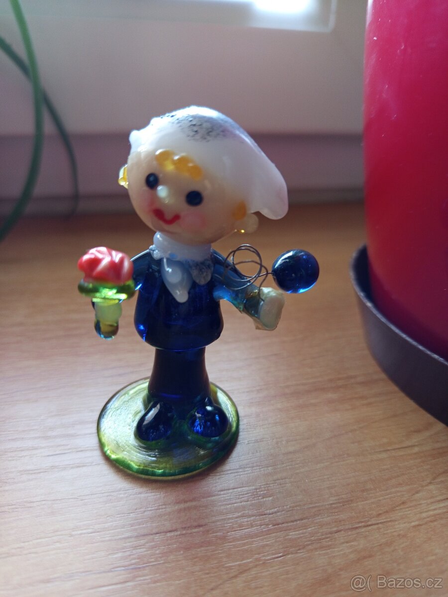 Skleněná figurka